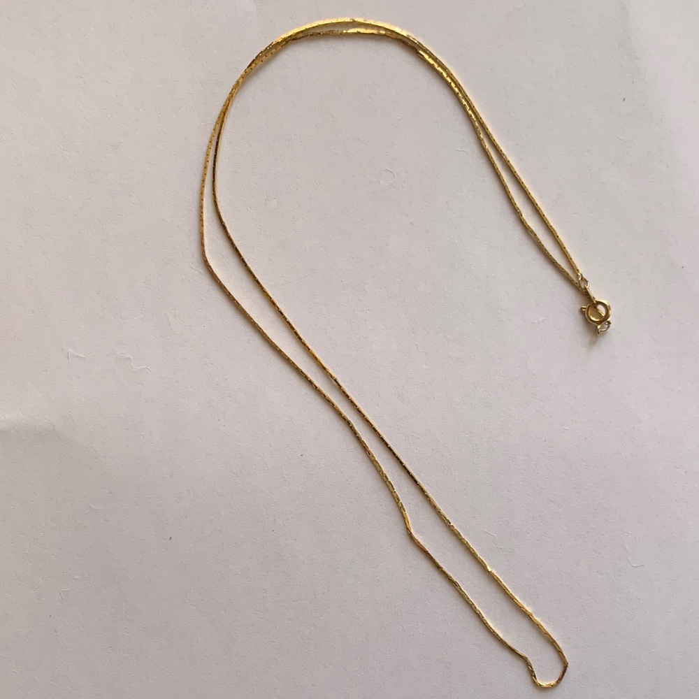 Elegant Gold tone Necklace